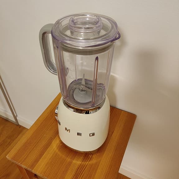 SMEG blender vitt