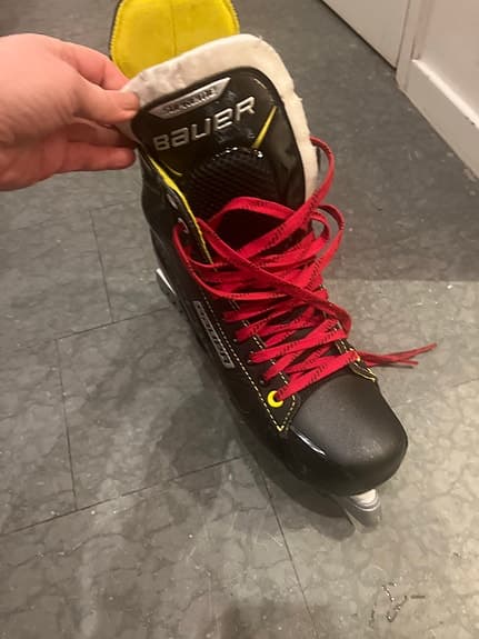 Bauer Supreme S35 ishockeyskridskor svart storlek 10.5 D