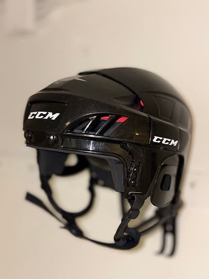 CCM ishockeyhjälm svart storlek S