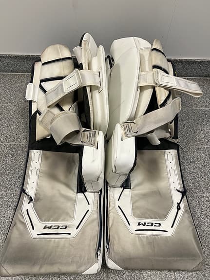 CCM Axis 2 34+2 Custom set