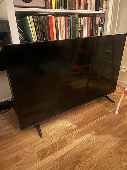 TCL tv svart