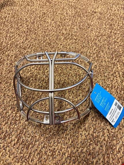 Bauer NME 5 SR galler målvaktshjälm stål medium