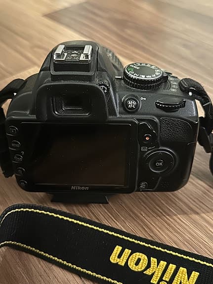 Nikon D3100 komplett set med 70-300mm objektiv, ryggsäck, skydd, 18-55mm objekti