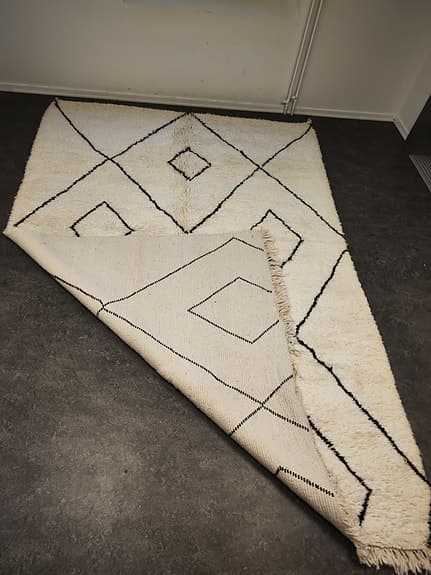 Härlig mjuk känsla äkta Marockansk Berber ull matta