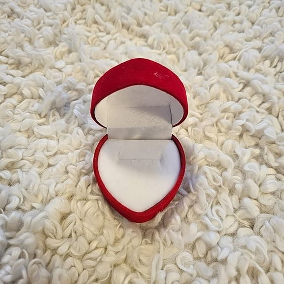 Smyckes askar "sammet". 3 st