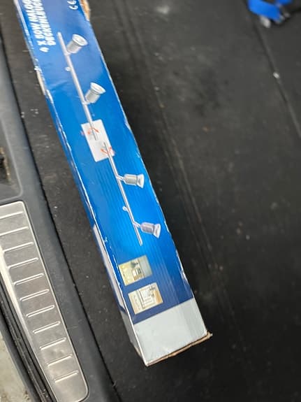 IKEA Aage Petersen takskena med spotlights