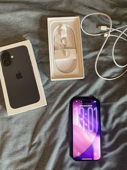 Apple iPhone 16 128gb svart