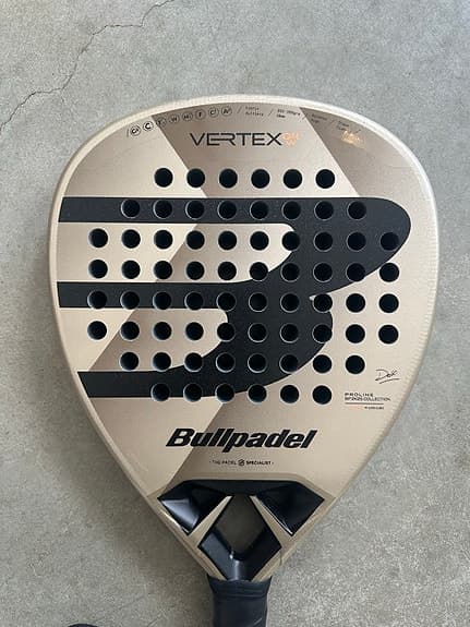 Bullpadel Vertex 04 W 2025
