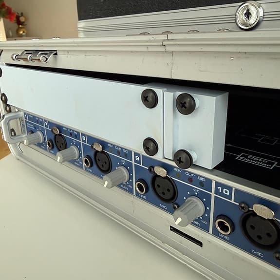 RME Fireface och Gator rackcase 2 enheter