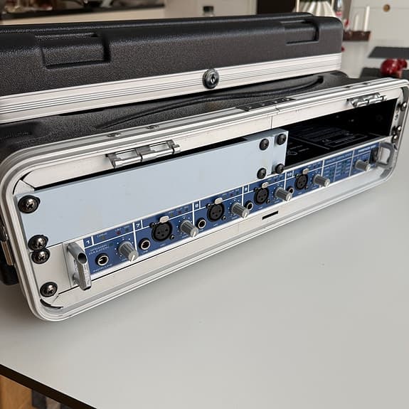 RME Fireface och Gator rackcase 2 enheter