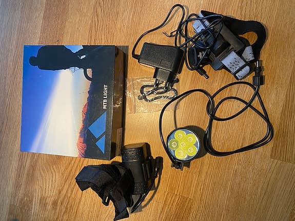 MTB light EBL304A cykellampa 2500 lumen framlykta