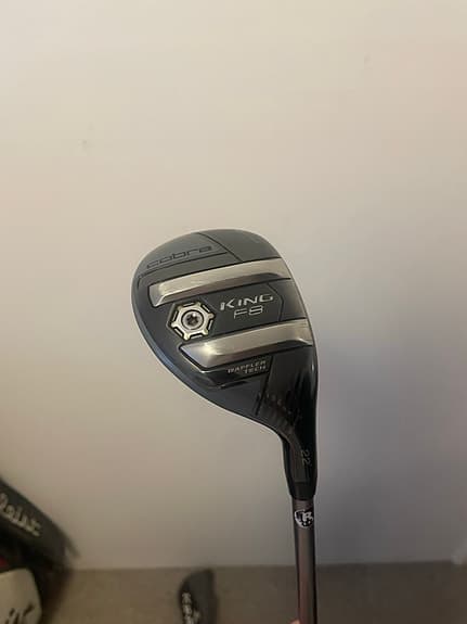 Cobra King F8 Hybrid 22° – Aldila Rogue Pro R-75