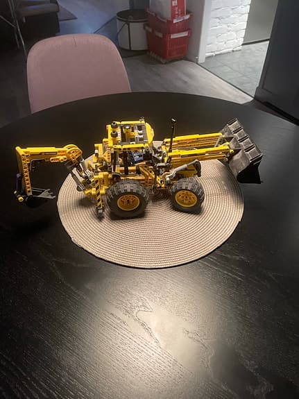 Lego Technic hjullastare med grävarm gul