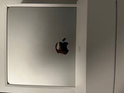 Apple MacBook Air 13 tum laptop 8GB RAM 256GB SSD M2-chip