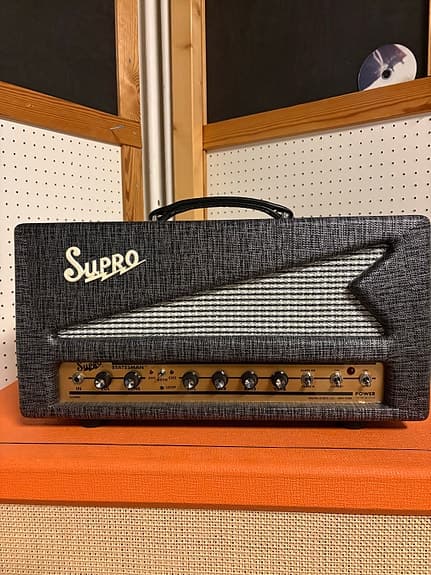 Supro Statesman 1699R gitarrförstärkartopp 40/60W
