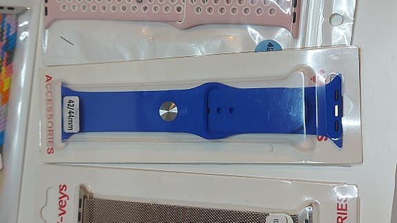 6 st apple watch armband 42/44 mm + 2 iphone 13 pro skal