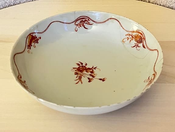 Antikt kinesiskt skålfat – Qianlong (1736–1795)