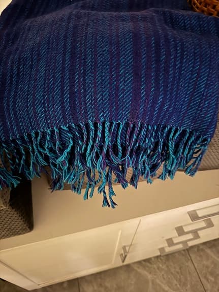 Retro designad ullpläd  Tidstrand Viola Gråsten