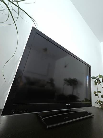 Sharp 40” TV – 2x HDMI / 2x USB – fjärrkontroll ingår