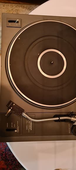 Förstärkare och skivspelare