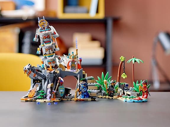 Oöppnad LEGO Ninjago - Väktarnas by Utrangerad produkt