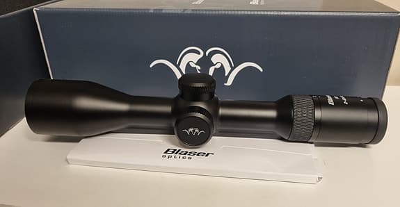 Blaser B2, 2-12x50 IC Skena