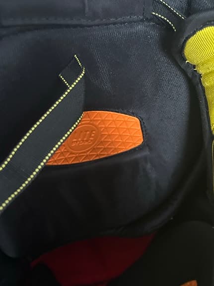 CCM Tacks 7092 hockeybyxor röd senior M