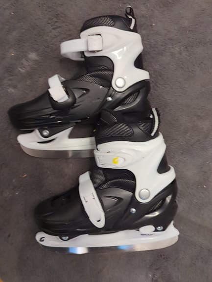 Graf Ishockeyskridskor justerbara St 34-37 svart/vit