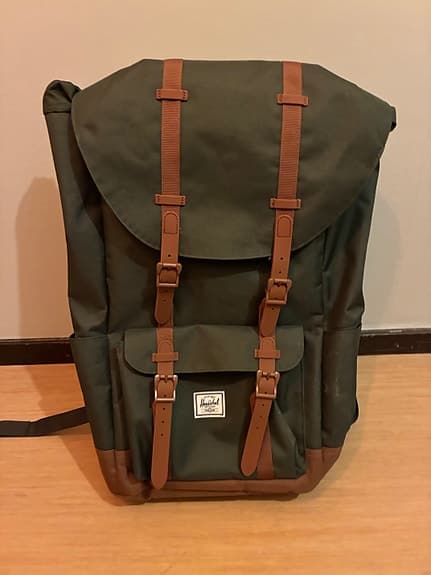 Oanvänd Herschelryggäck