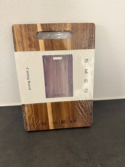 Smeg skärbräda trä brun