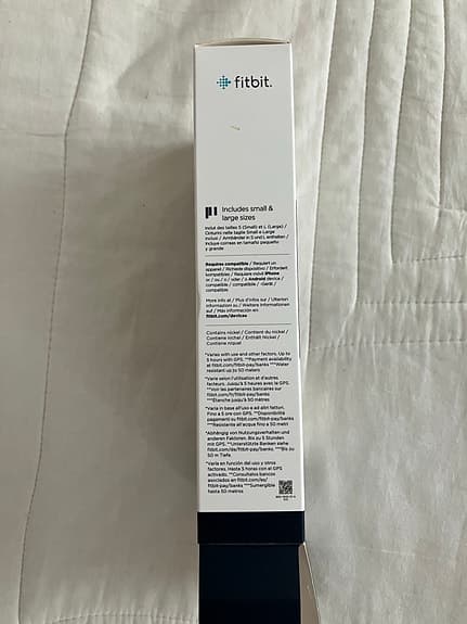 Fitbit Charge 4 aktivitetsarmband GPS svart