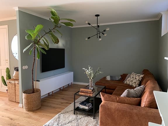 Brun lädersoffa ”Stockholm” med divan