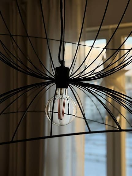 Ray taklampa Ø 70 cm från Globen Lighting i svart stål