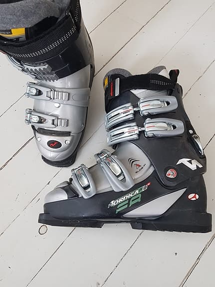 Alpinpjäxa - Nordica F8 W