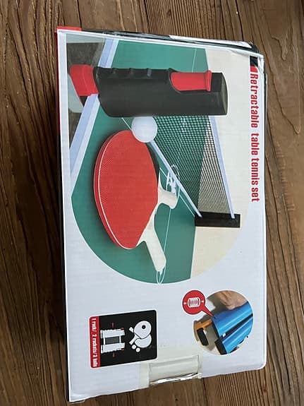 Hopfällbart bordtennisset med utdragbart nät