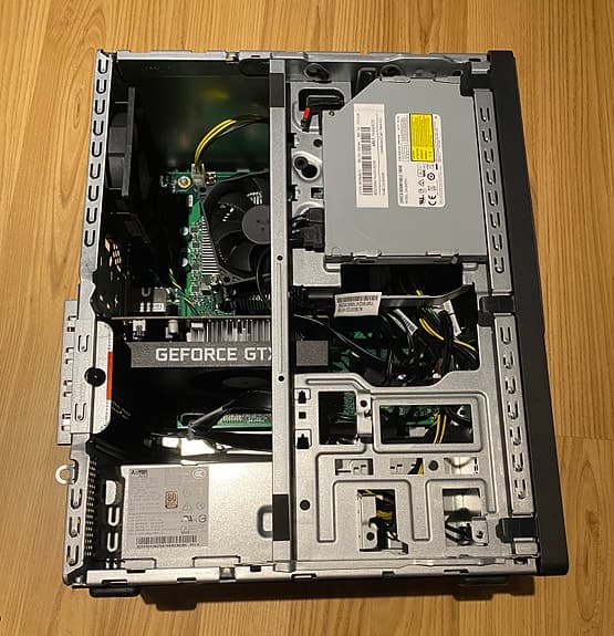 Gaming Dator | i3 10100f | 16gb ddr4 | gtx 1650 | Uppgraderingsbar