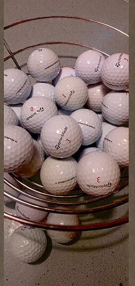 Golfbollar TaylorMade tourresponse 30 ST I ABSOLUT A KLASS PÅ VINTER REA