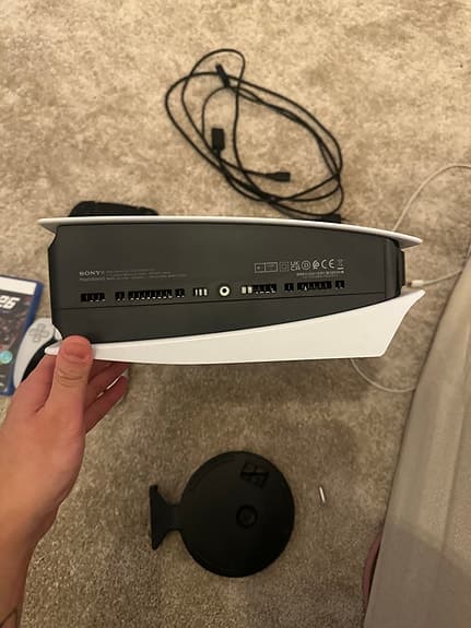 Ps5 , två handkontroller, Fc 26 kablar utom laddare till kontrollerna