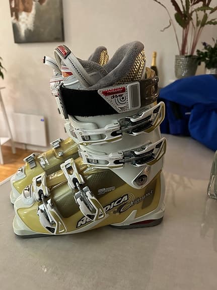 Nordica Olympia storlek 24,5