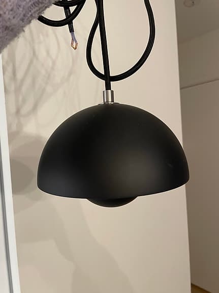 &Tradition Flowerpot VP10 pendel matt svart