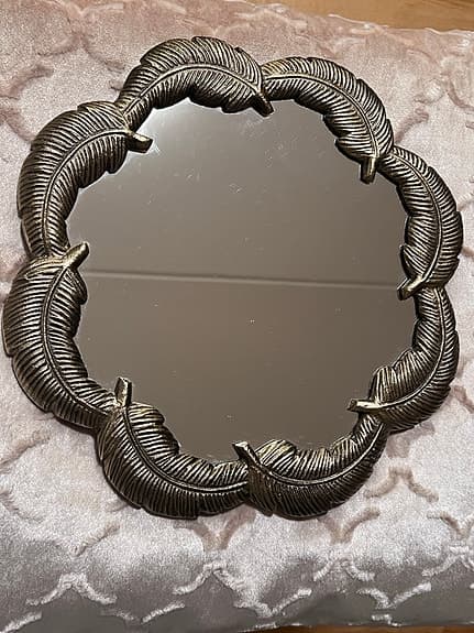 Vintage Antik spegel i mässing ”Feathers”