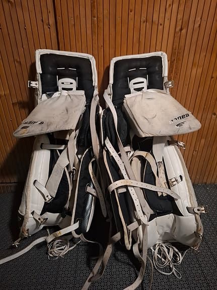 Målvaktsbenskydd Bauer 37"