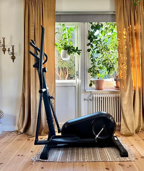 Master Fitness Nero C200 crosstrainer svart