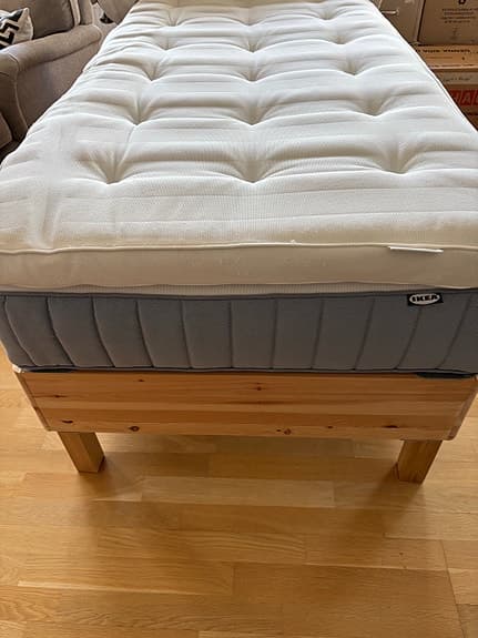 IKEA säng 90x200