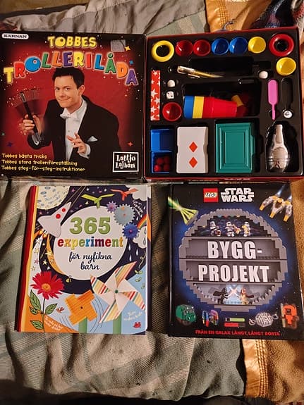 Trollerilåda samt två böcker