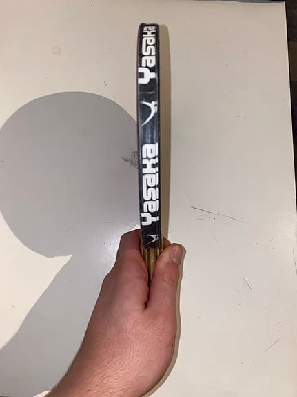 Yasaka bordtennisracket röd och svart gummi