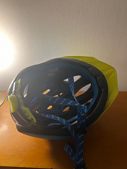 MET cykelhjälm blå gul