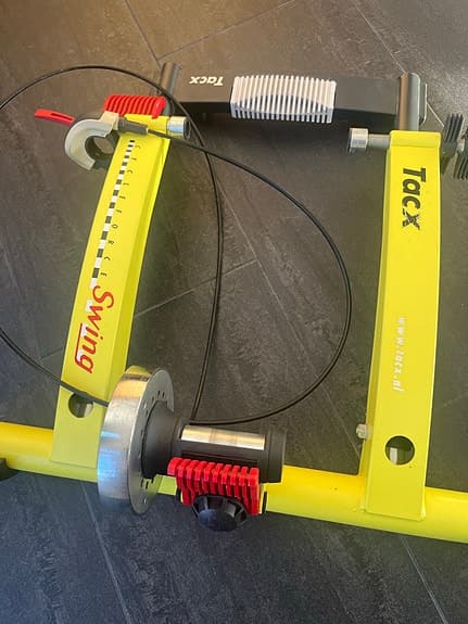 Tacx Swing cykeltrainer gul