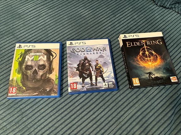 PS5 spel God of War Ragnarök, Call of Duty Modern Warfare II, Elden Ring