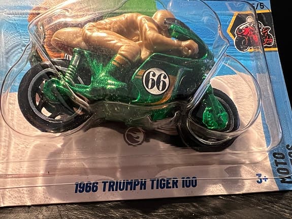 Hot Wheels 1966 Triumph Tiger 100 Treasure Hunt